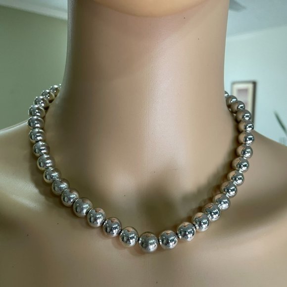 Ralph Lauren Chunky Silver beaded chocker necklace and bracelet set - Picture 3 of 5